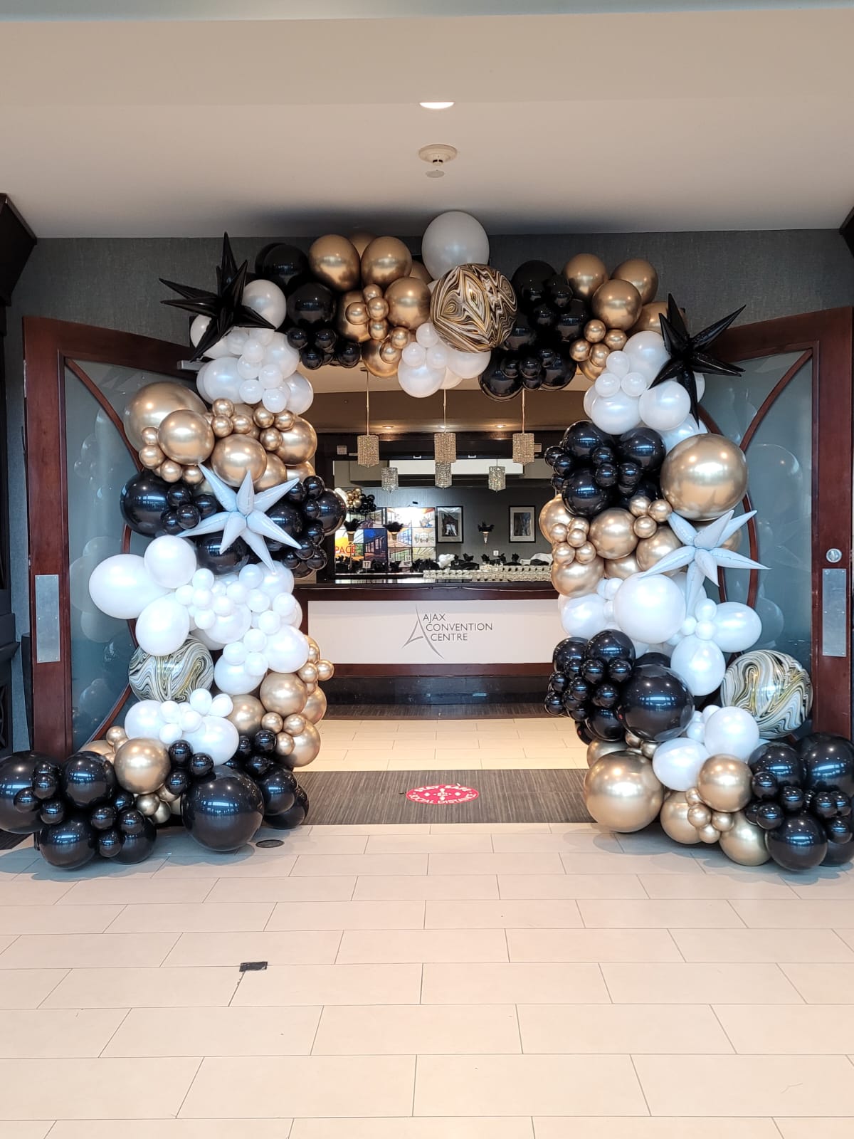 Custom Balloon Garlands