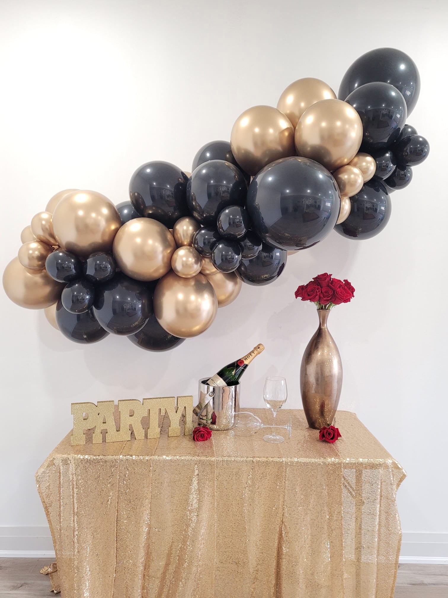 Black & Gold Balloon Kit