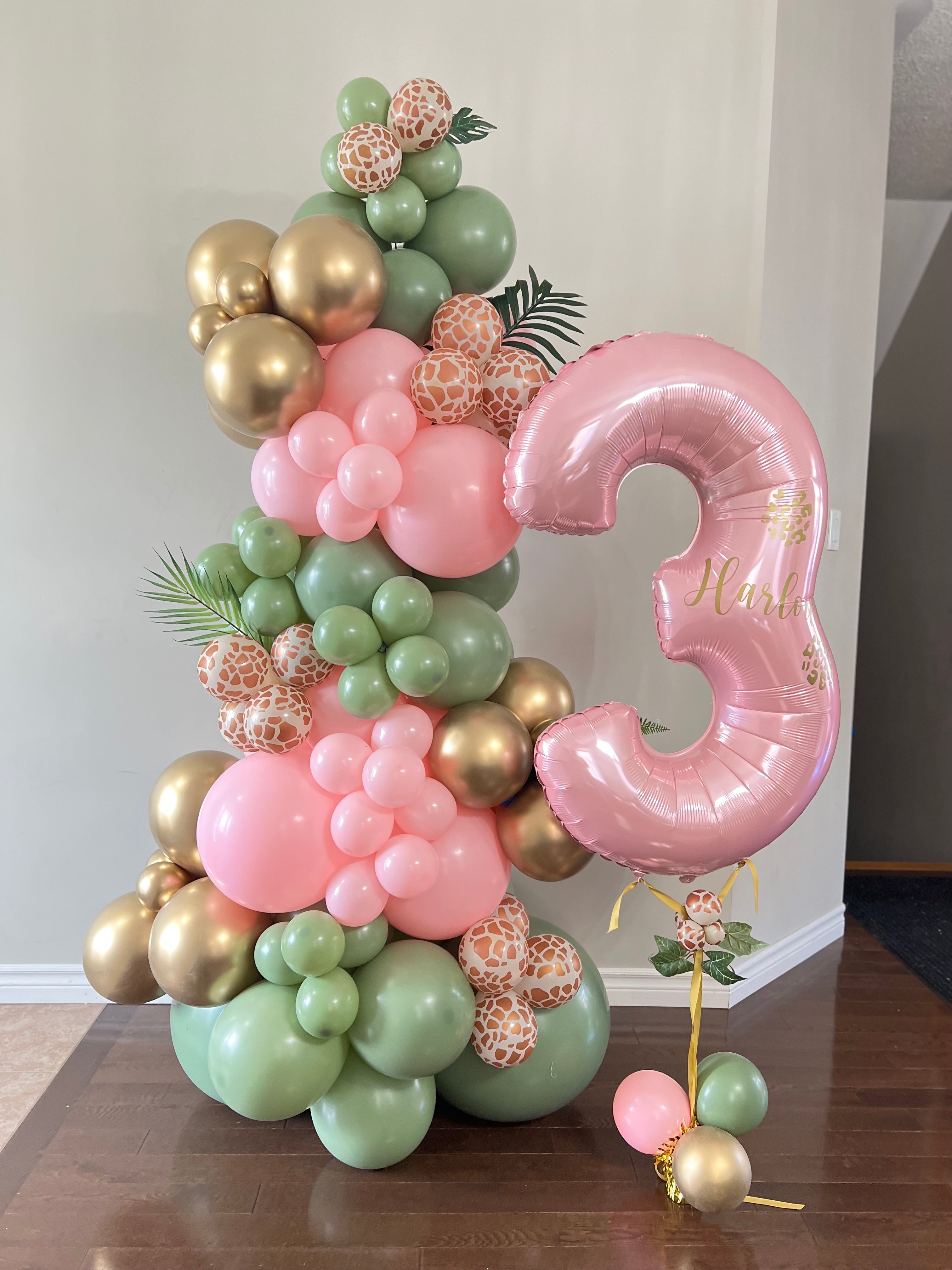Freestanding Balloon Garland